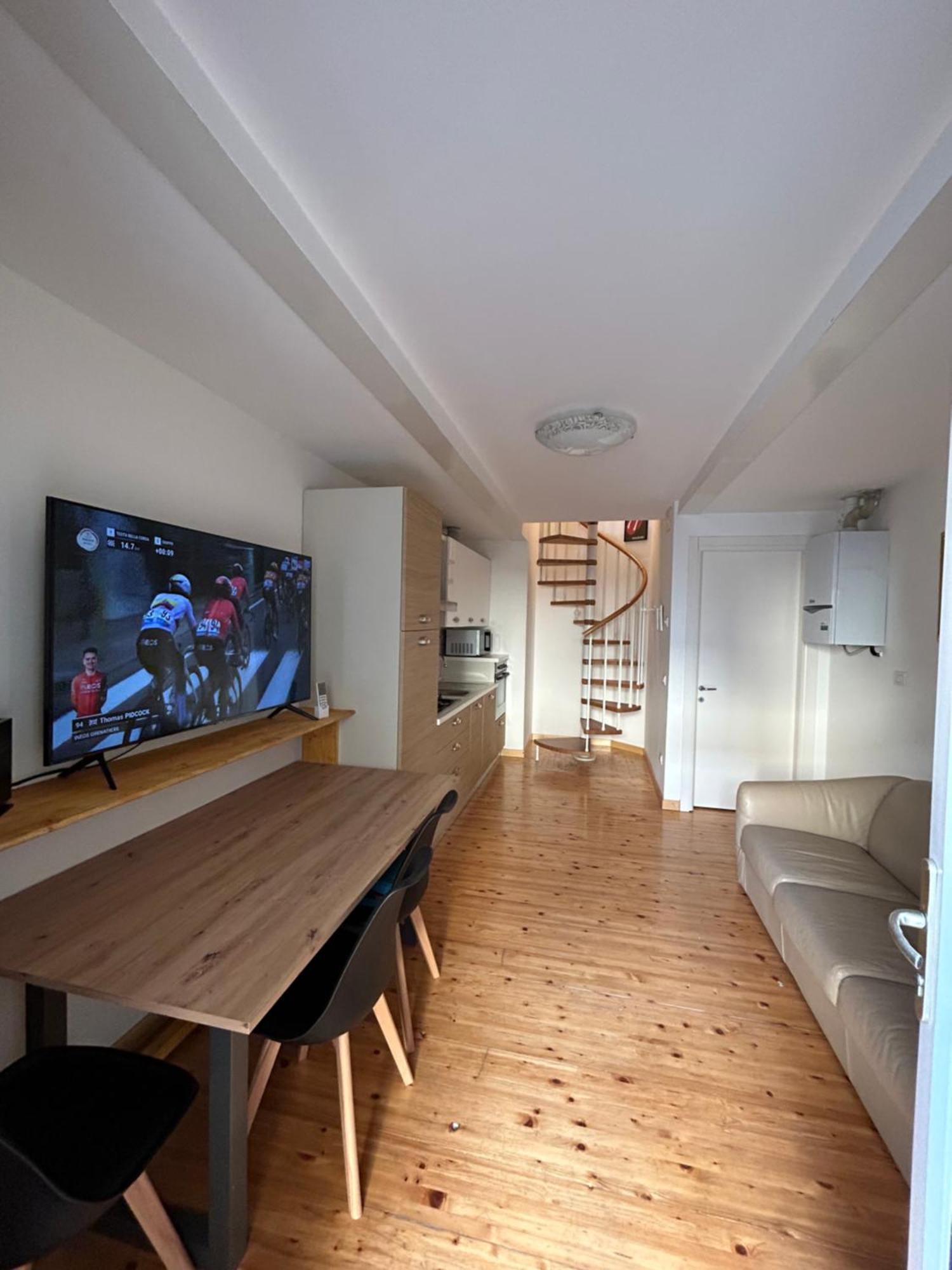 Apartment Housitaly